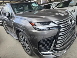 Lexus LX 600 2023 Gray