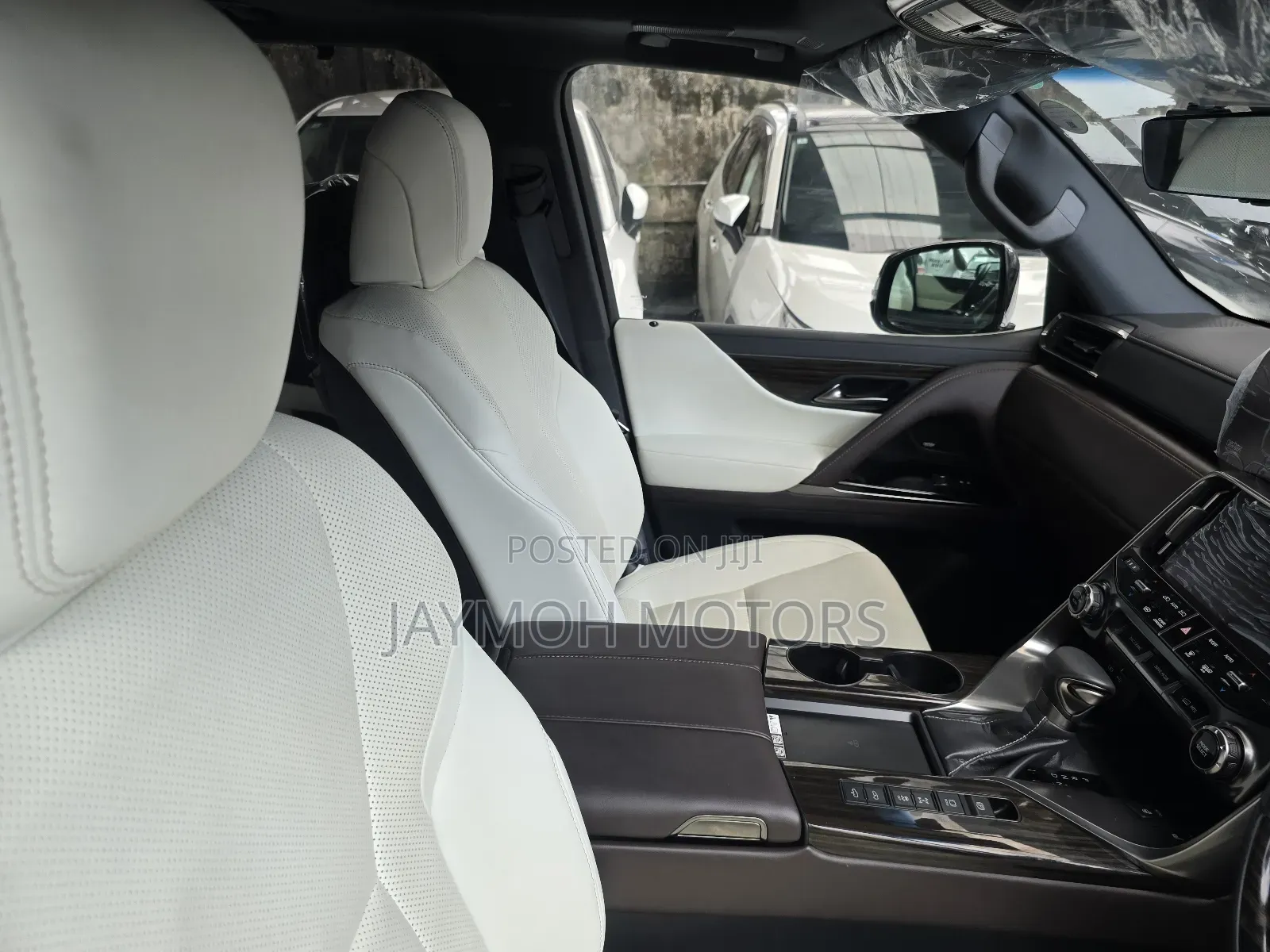 Lexus LX 600 2023 Gray