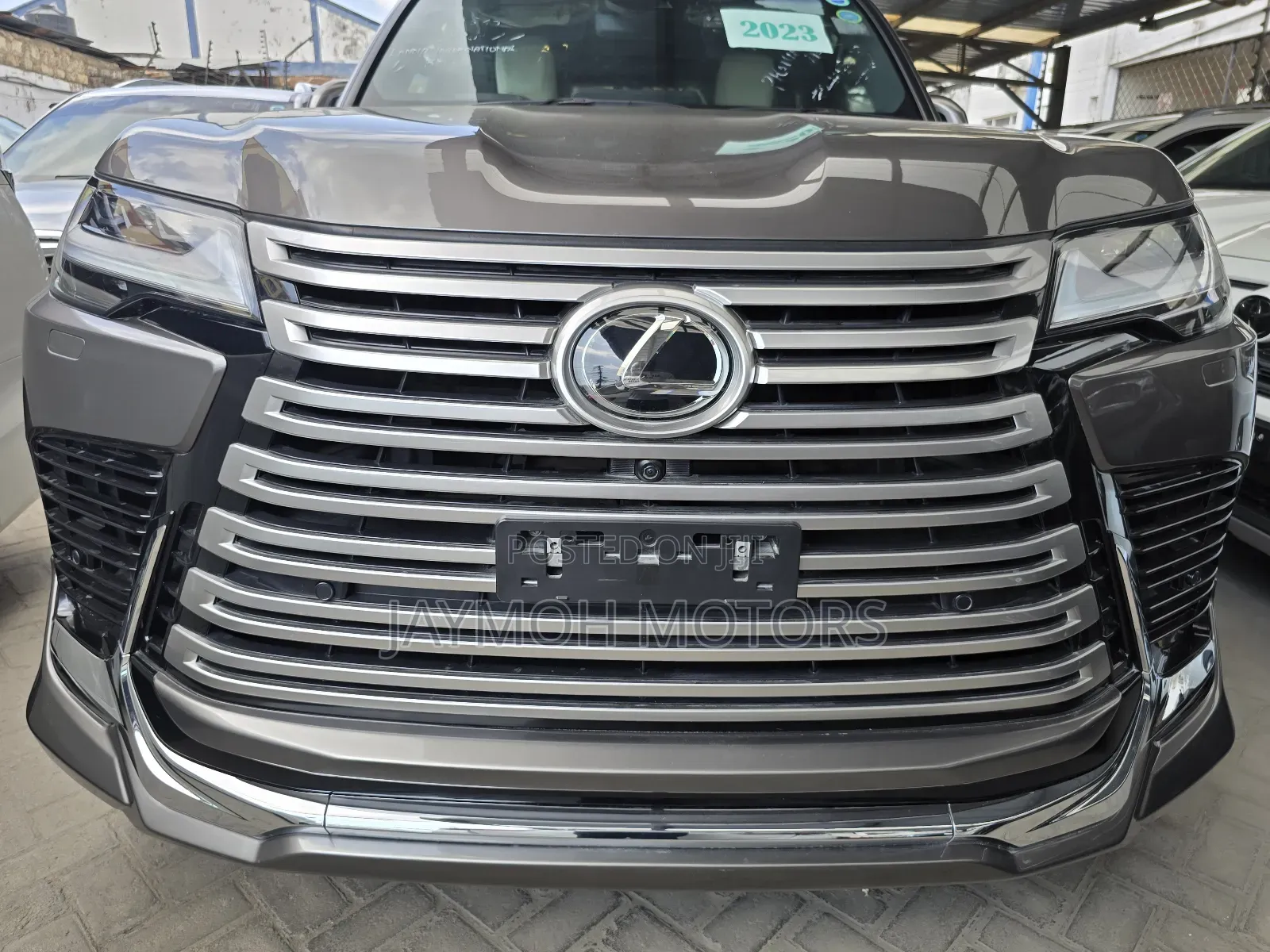Lexus LX 600 2023 Gray