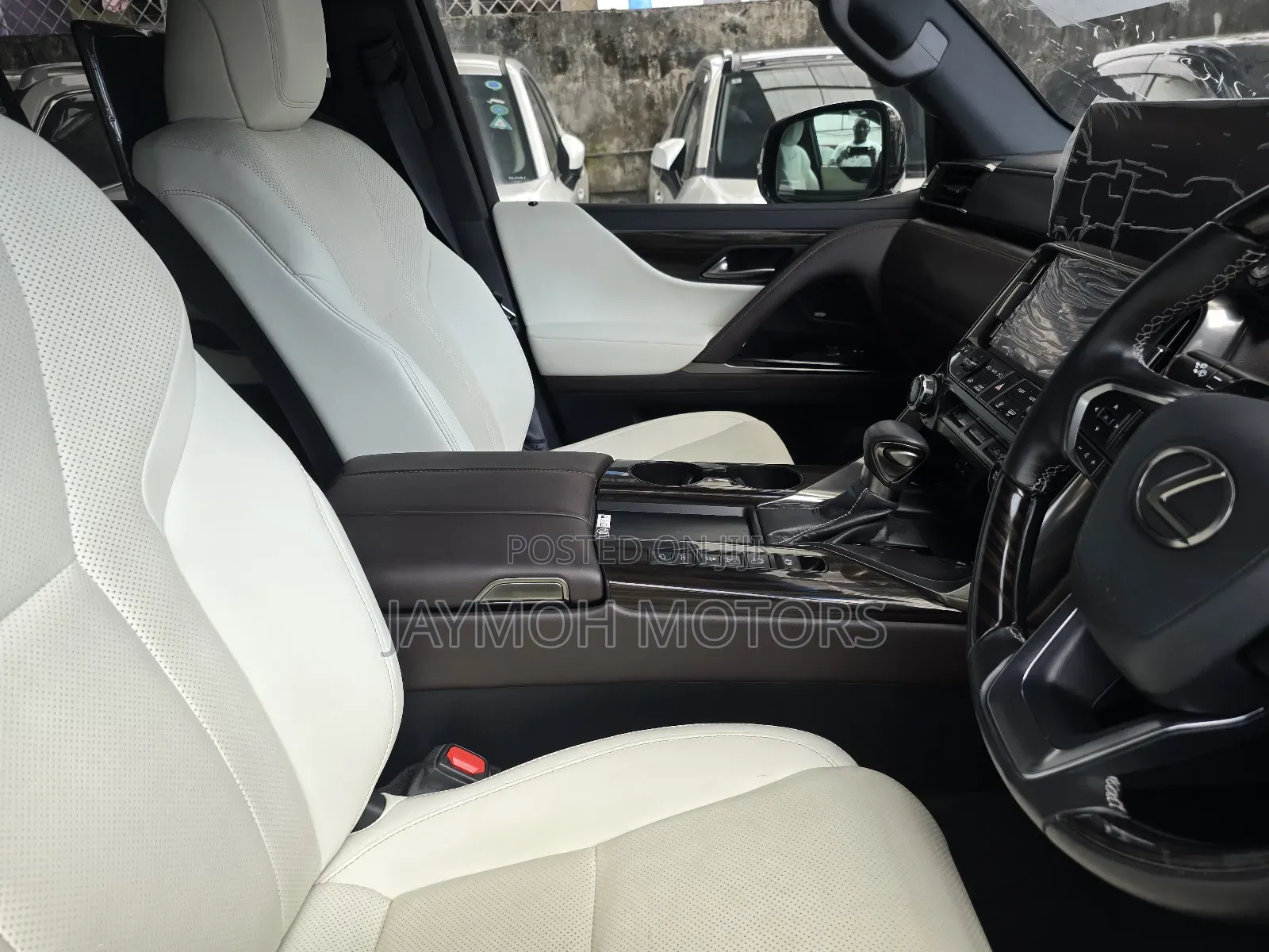 Lexus LX 600 2023 Gray
