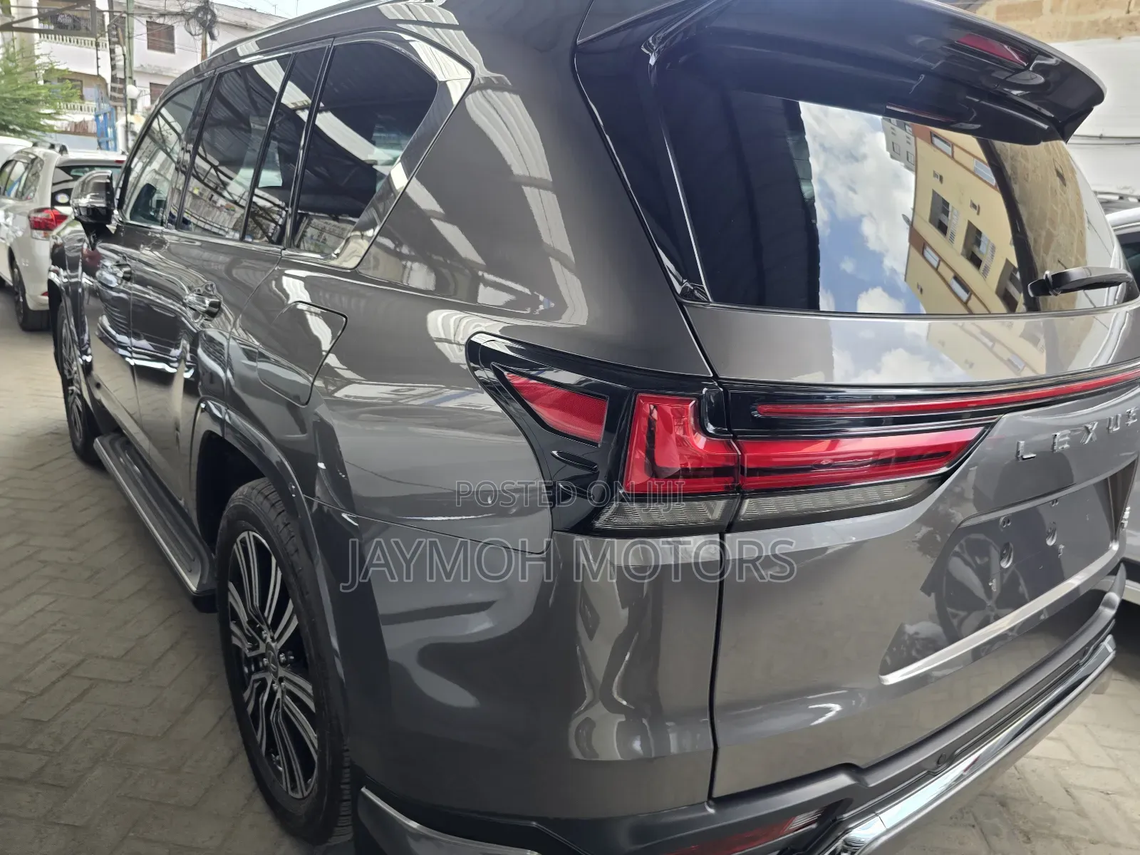 Lexus LX 600 2023 Gray