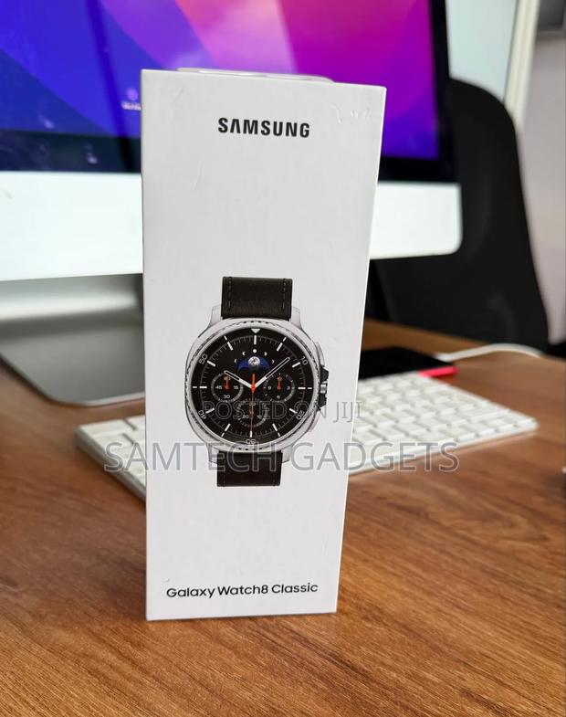Samsung Galaxy Watch 8 Classic - main view