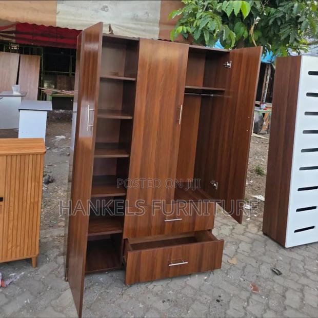 Hinged Door Wardrobe – Strong, Neat Functional - main view