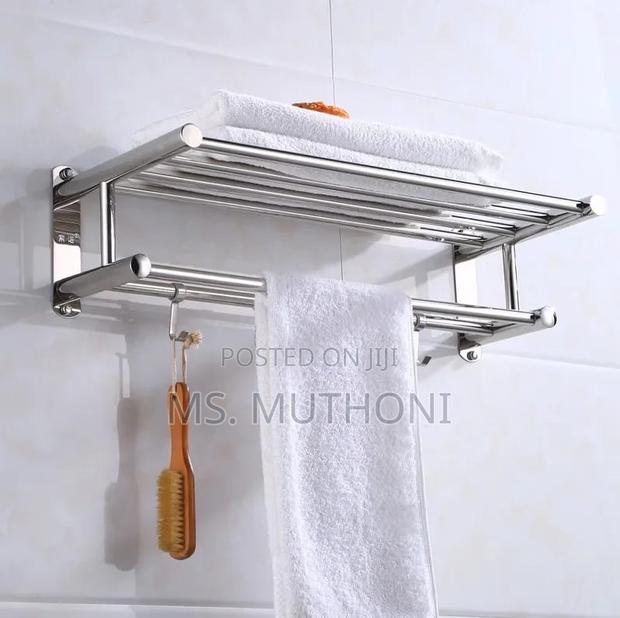 60cm Wall-Mounted,Double-Layer Stainlesssteel Towel Rack With Hooks.