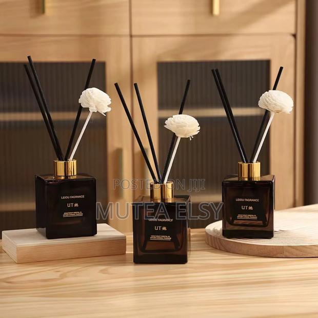 200ml Scent Aromatherapy Essential Oilroom Decor/Long Lasting Freshner - main view