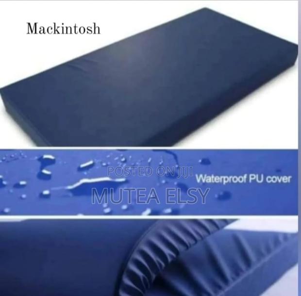 Mackintosh Waterproof Pu Cover - main view