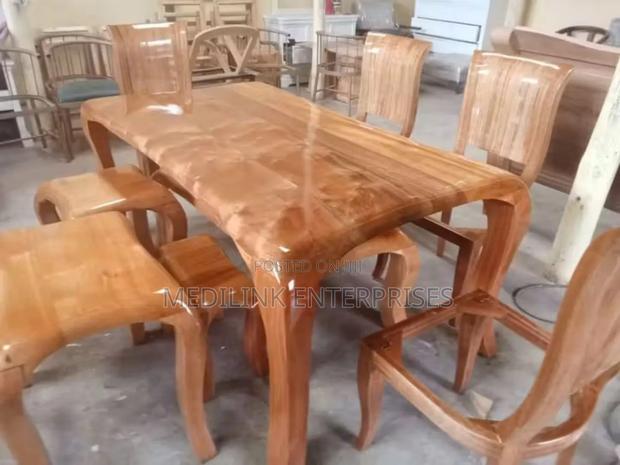Fence Edge Curve 6-Seater Dinning Table Set