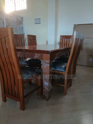 6-Seater Dinning Table Set
