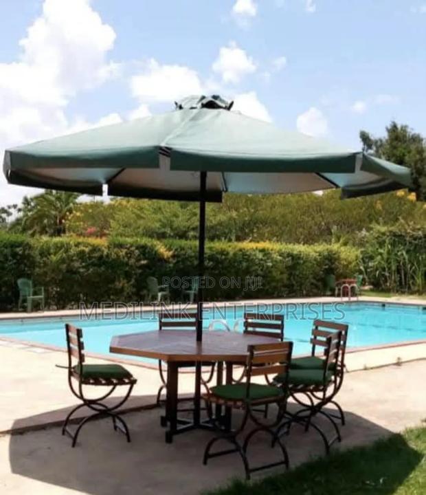 Wooden Metallic Garden 6-Seater Shade