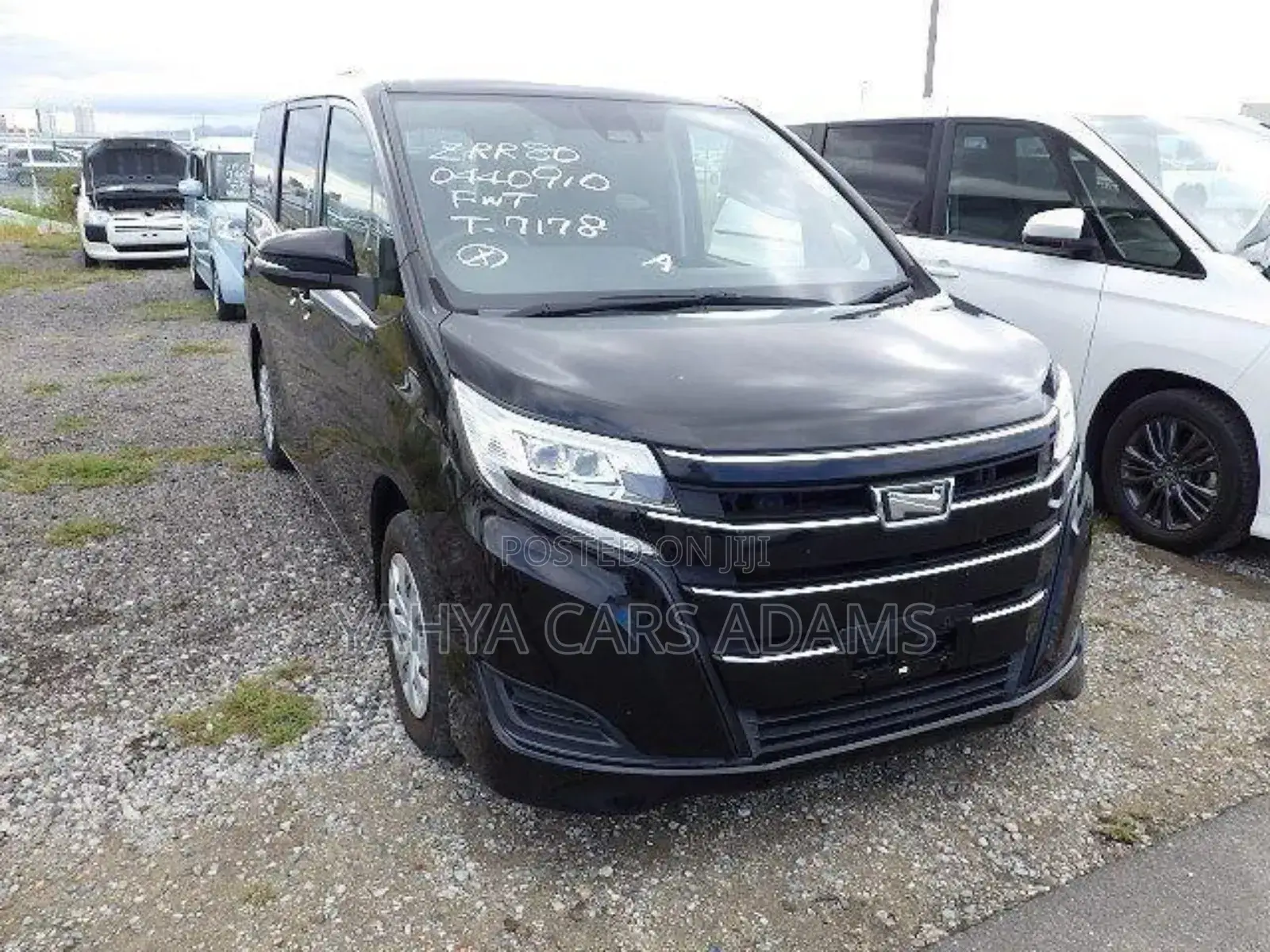 Toyota Noah 2.0 FWD (7 Seater) 2018 Black