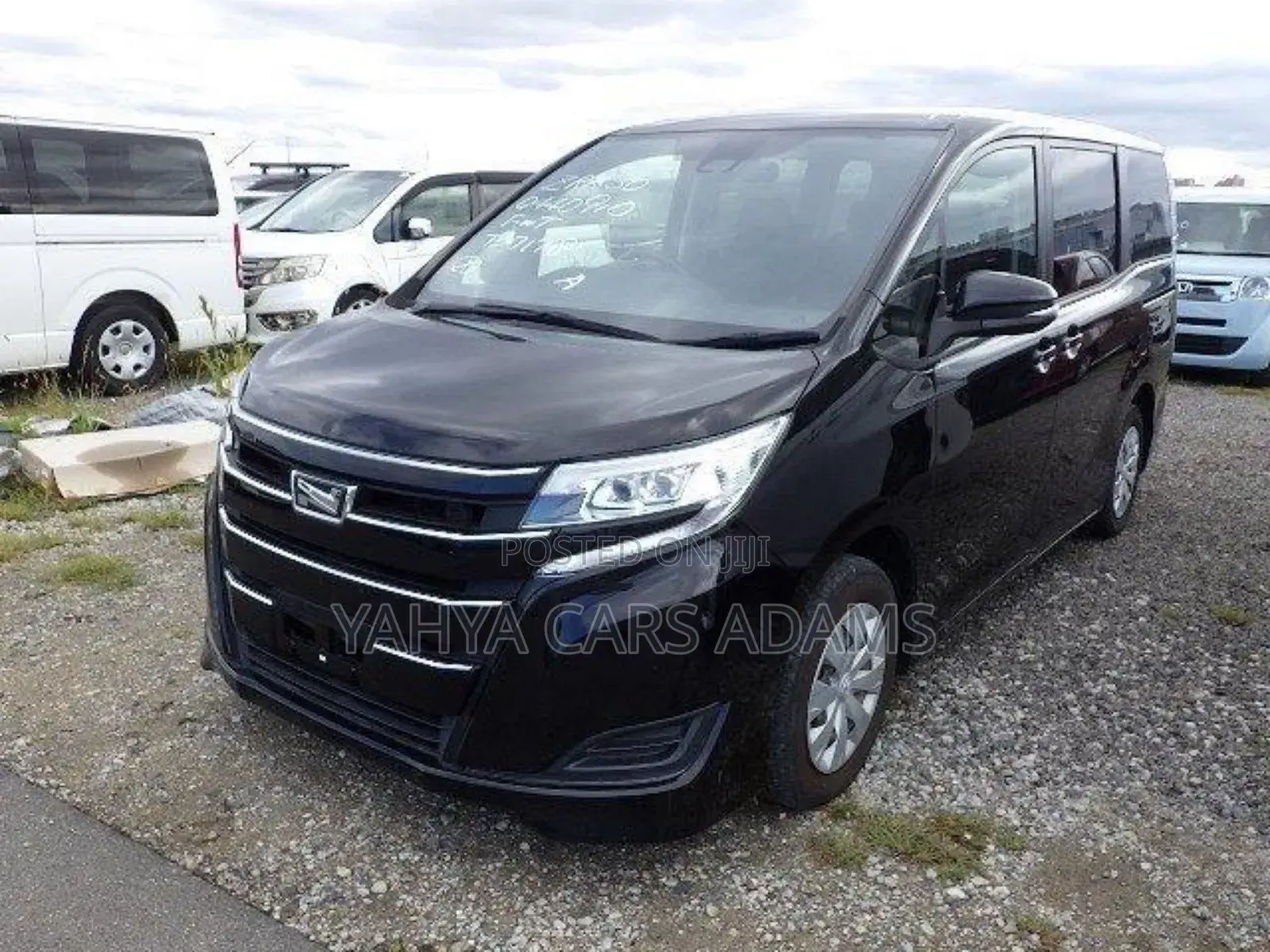 Toyota Noah 2.0 FWD (7 Seater) 2018 Black