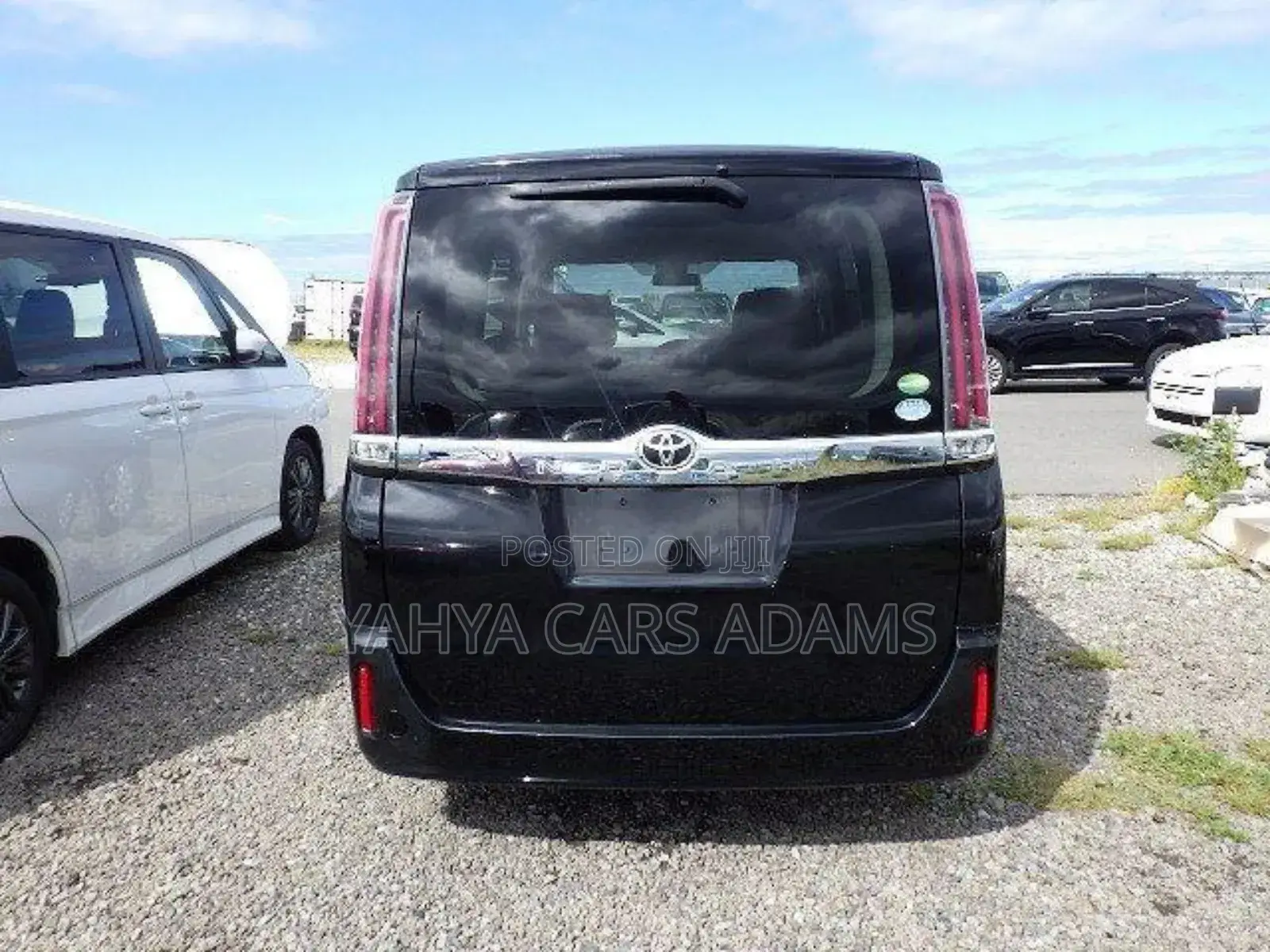 Toyota Noah 2.0 FWD (7 Seater) 2018 Black