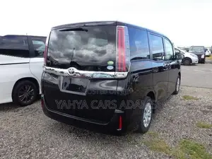 Toyota Noah 2.0 FWD (7 Seater) 2018 Black