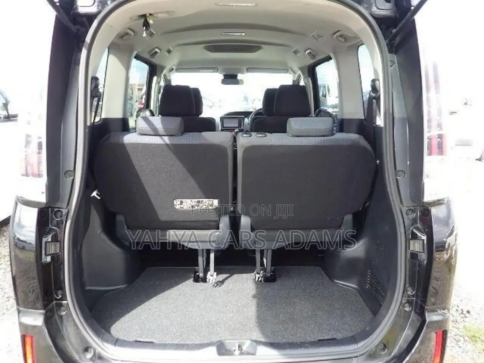 Toyota Noah 2.0 FWD (7 Seater) 2018 Black