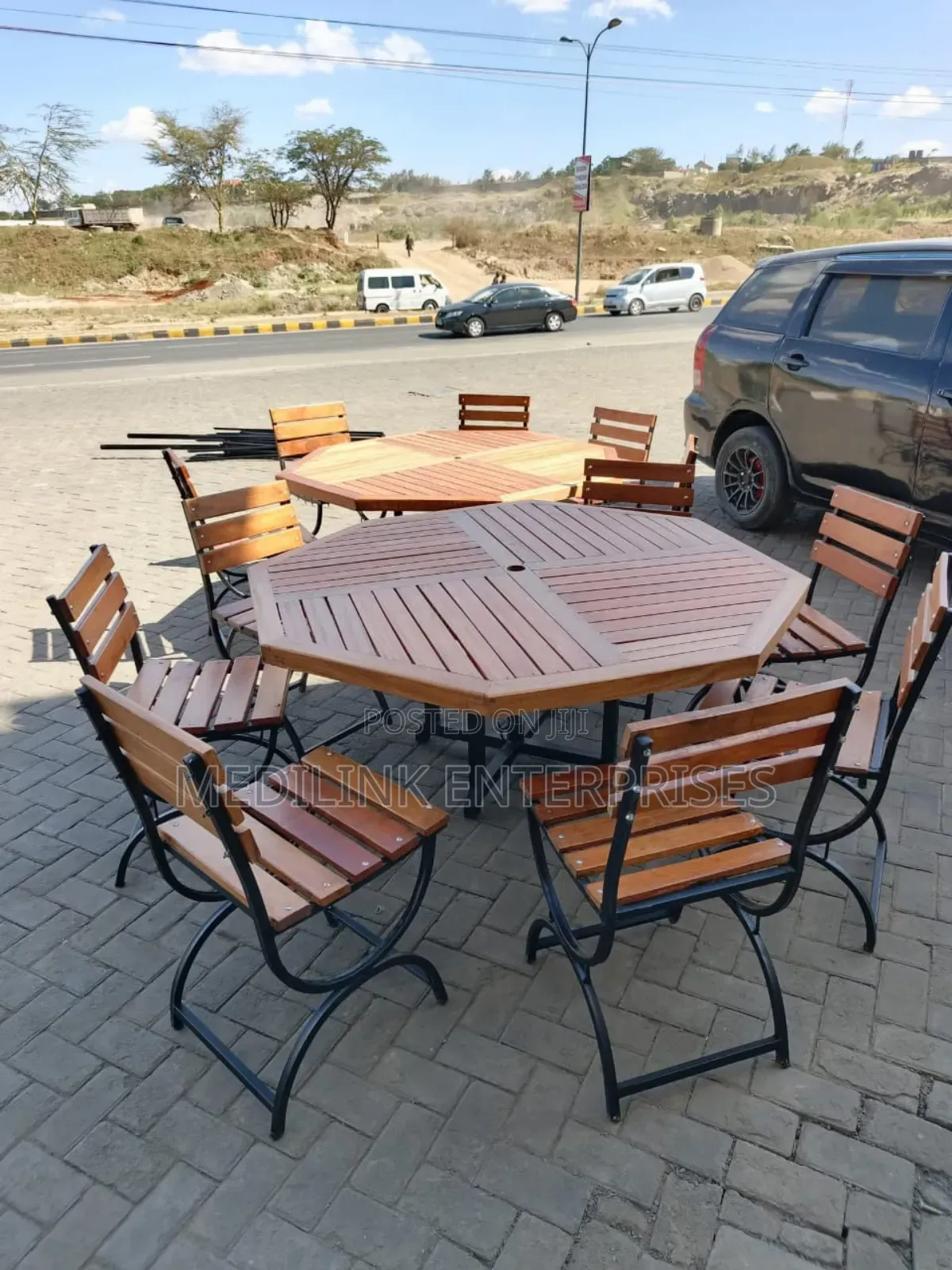 Outdoor Six Seater Octgonal Set