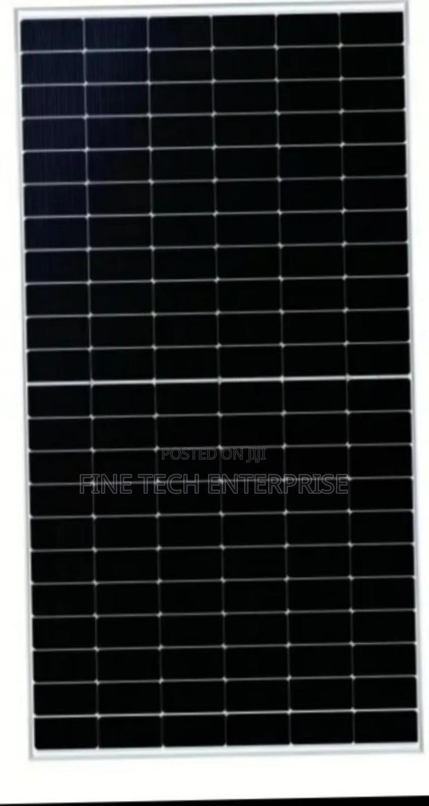 590 Watts Solar Panel