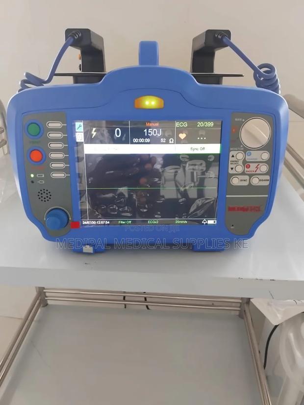 Defibrillator -T5 - main view