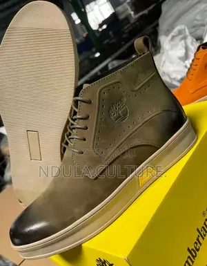 Timberland Chukka Boots Men