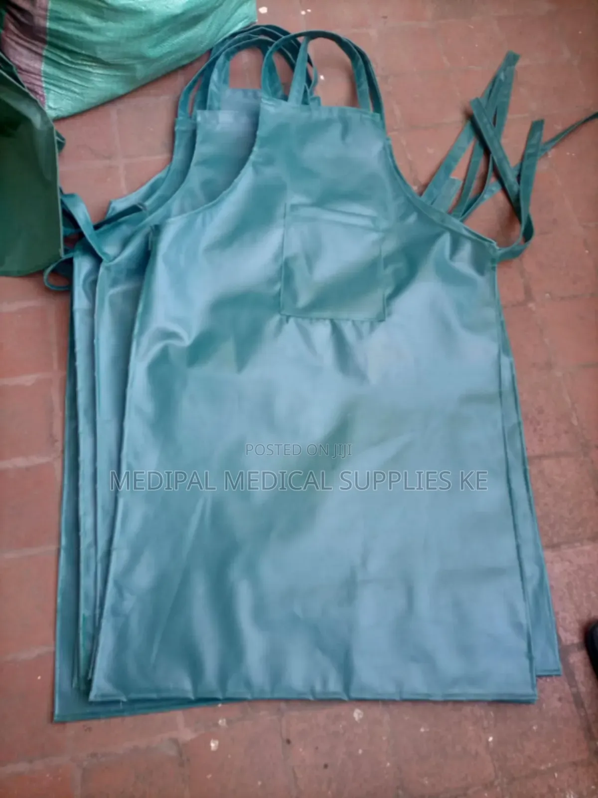 Mackintosh Apron