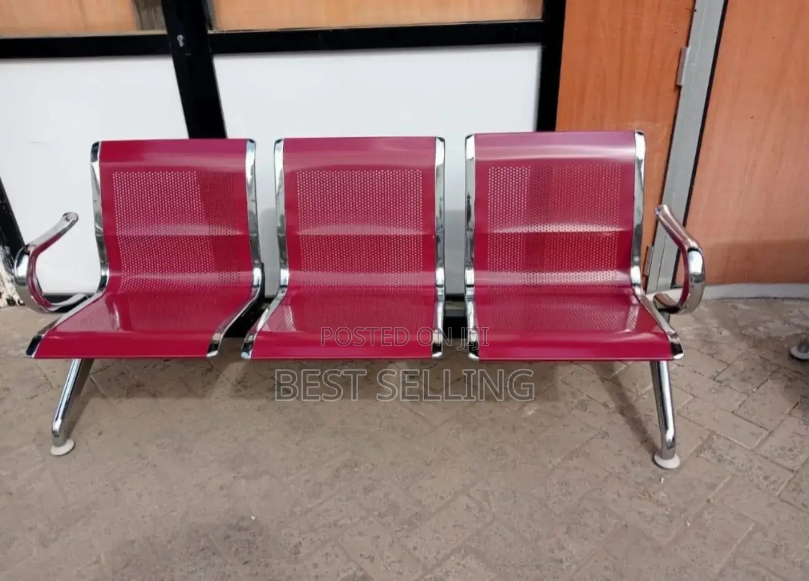 Visitors Links Chairs
