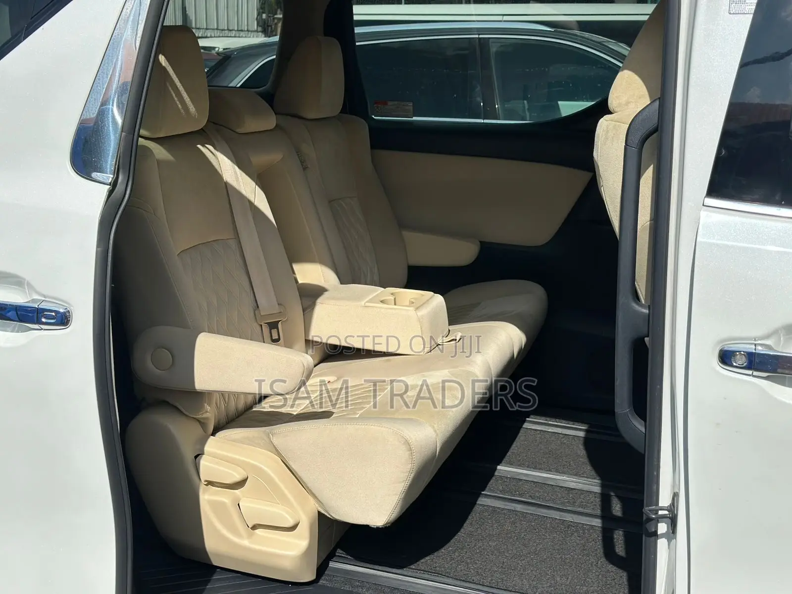 Toyota Vellfire 2019 White