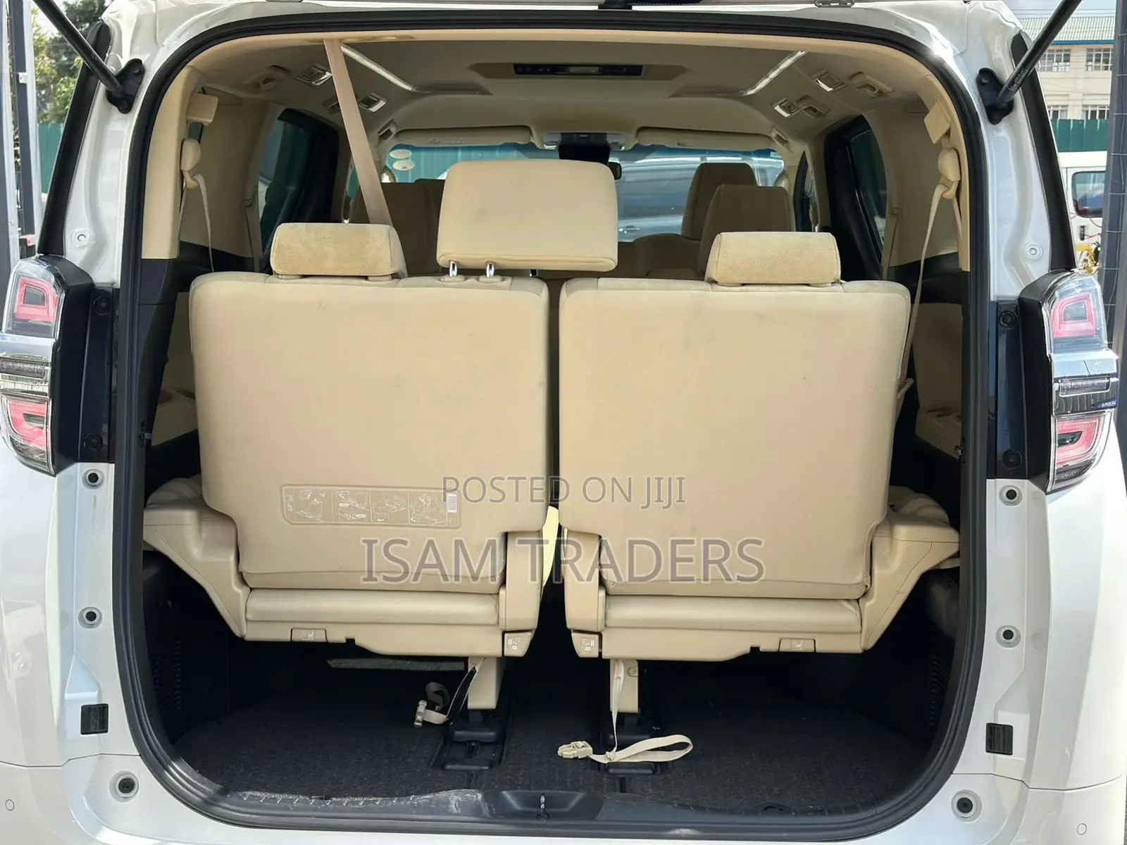 Toyota Vellfire 2019 White