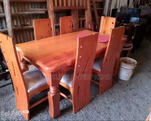 Wooden Mahogany 6 Seater Dinning Table Set