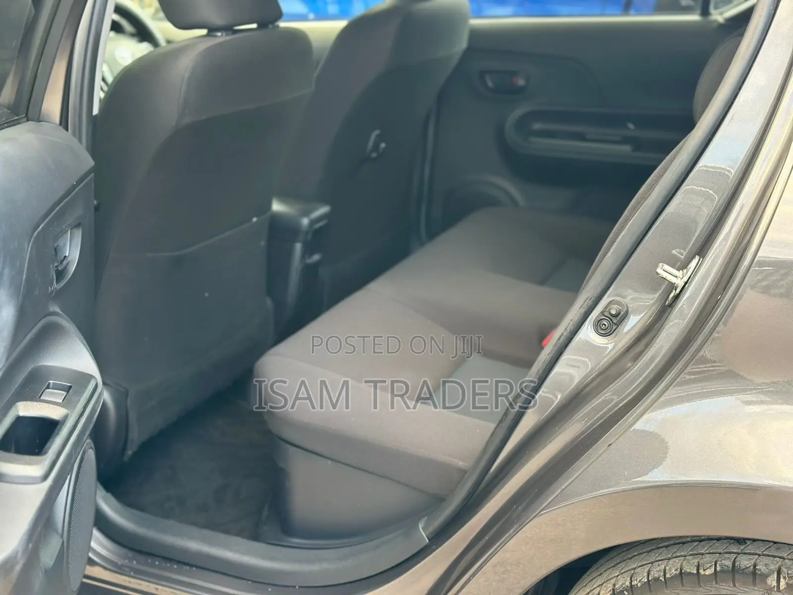 Toyota Aqua 2019 Gray