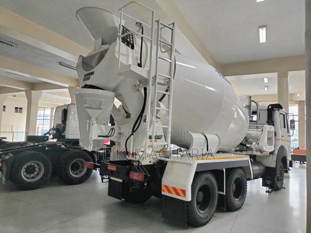 Tata Lpk-2518 Concrete Mixer 7 Cubic Metres 2025 White