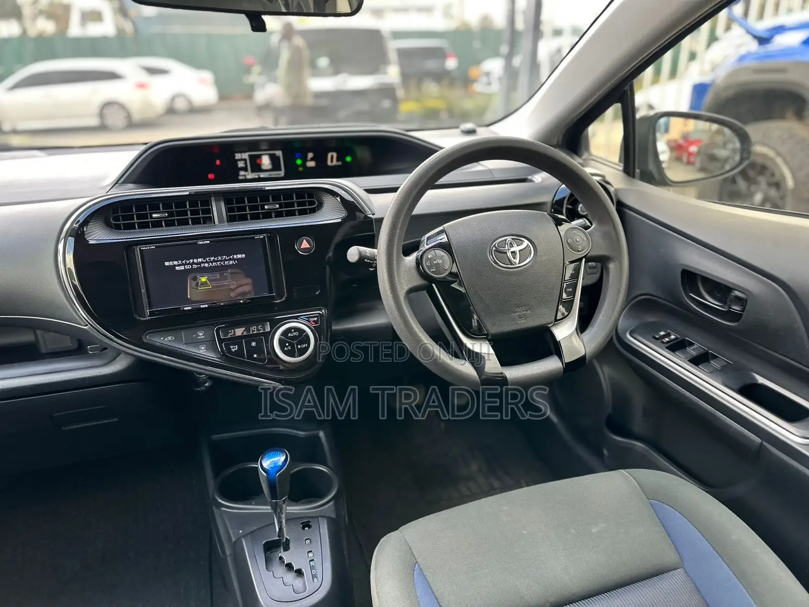 Toyota Aqua 2018 Gray
