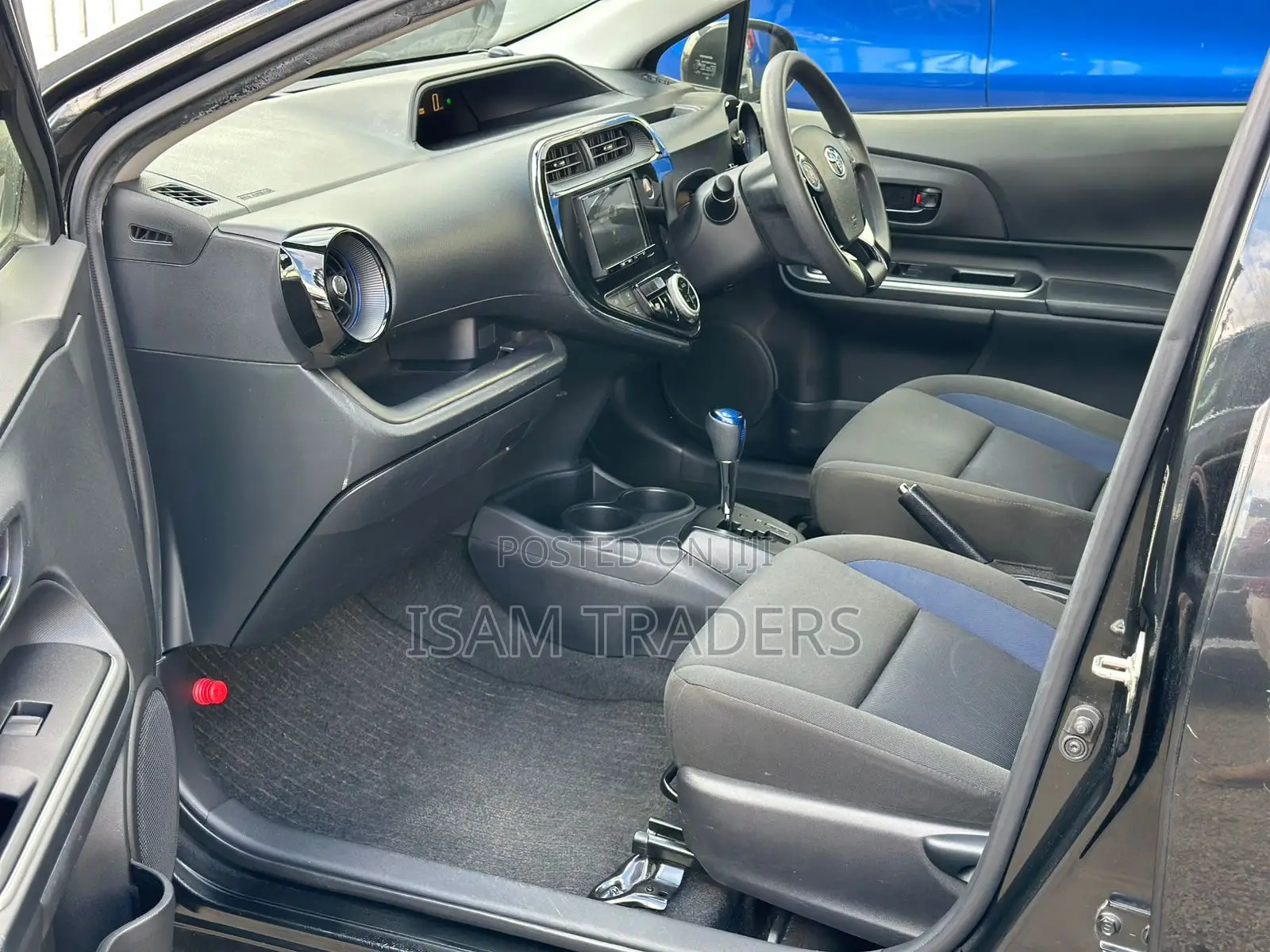 Toyota Aqua 2018 Gray