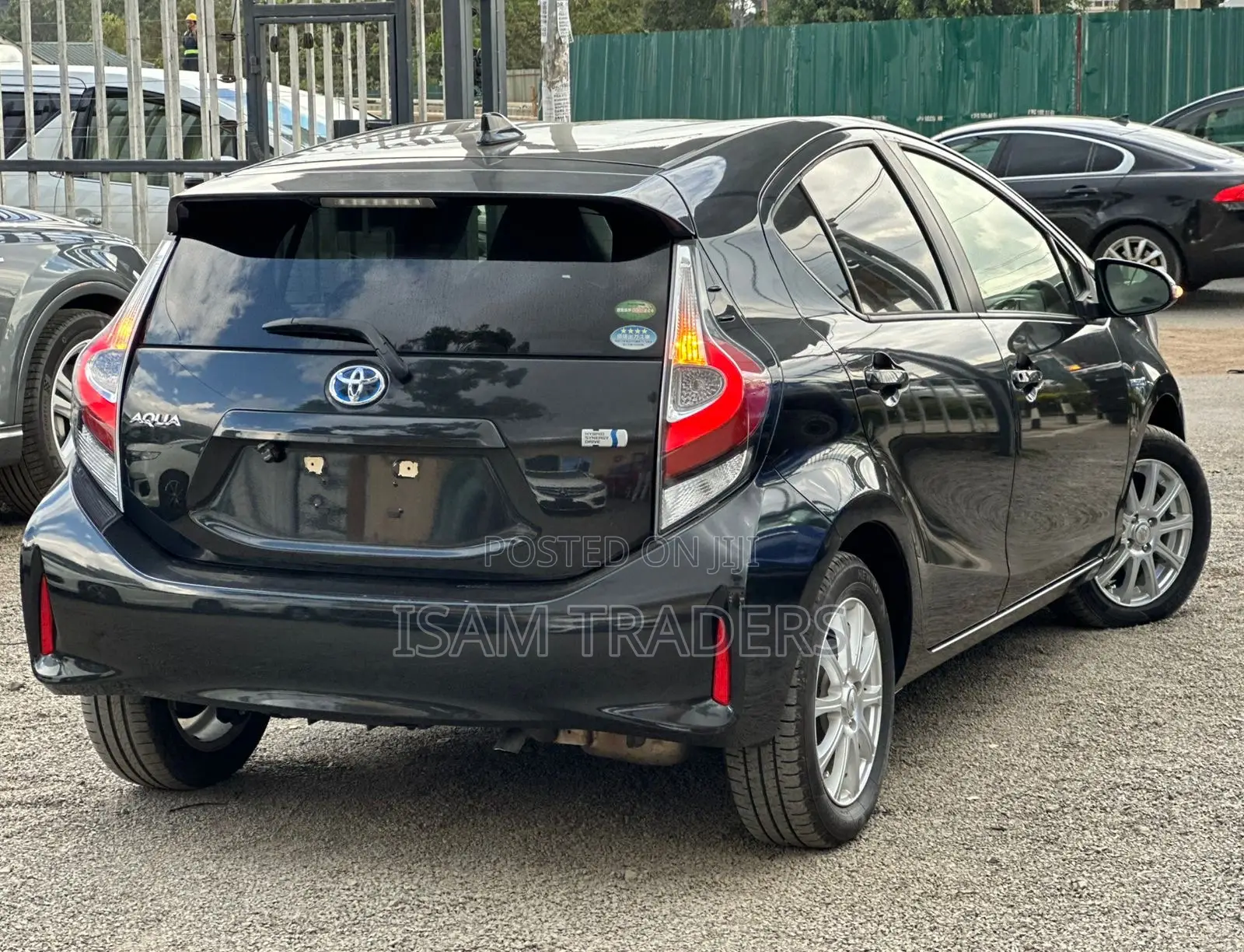 Toyota Aqua 2018 Gray