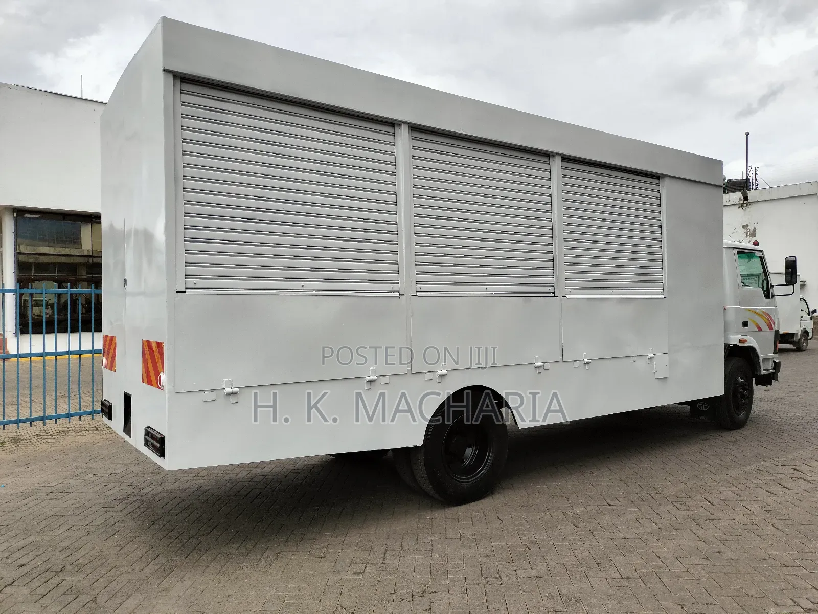 Tata LPT-1216 Roadshow Campaign Truck