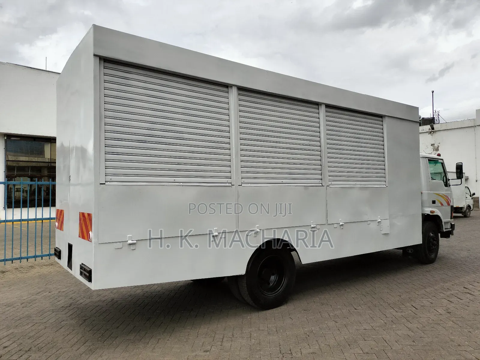 Tata LPT-1216 Roadshow Campaign Truck