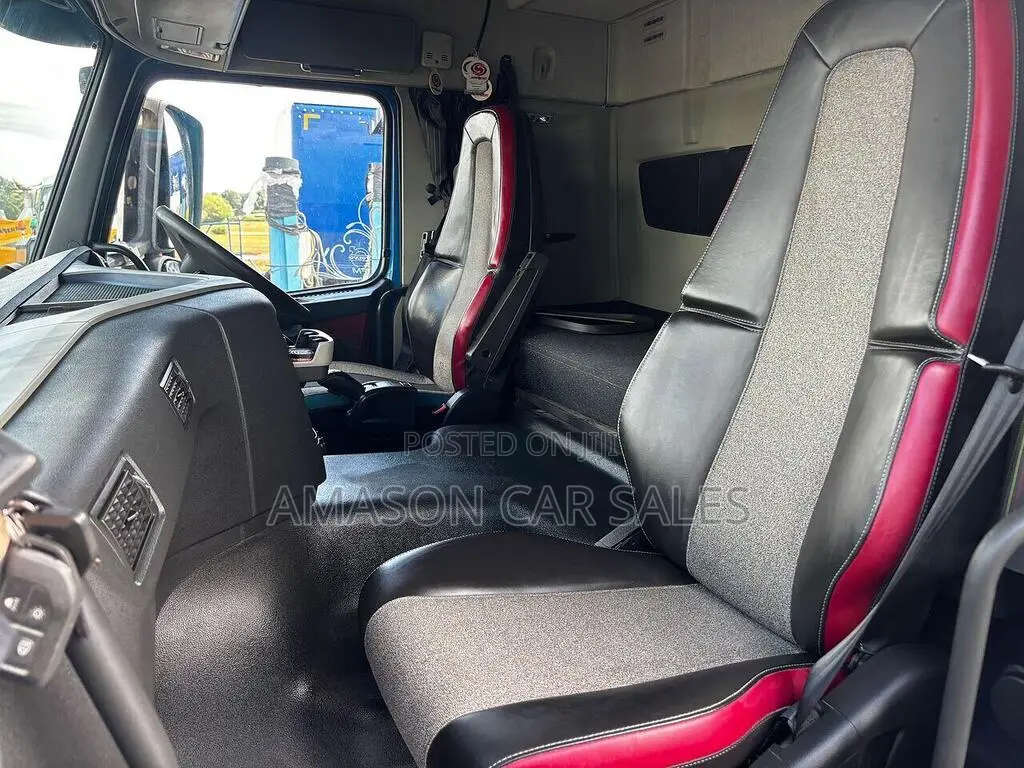 Volvo Fm 500hp Tractor Unit With Tipping Gear 2020 Blue