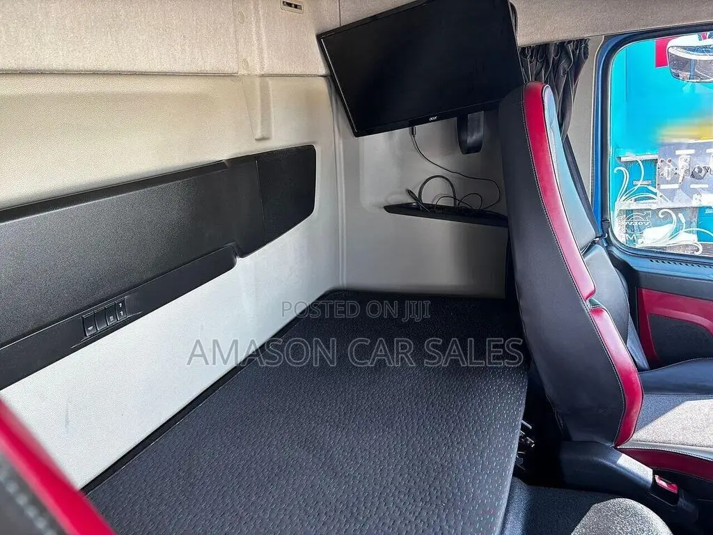 Volvo Fm 500hp Tractor Unit With Tipping Gear 2020 Blue