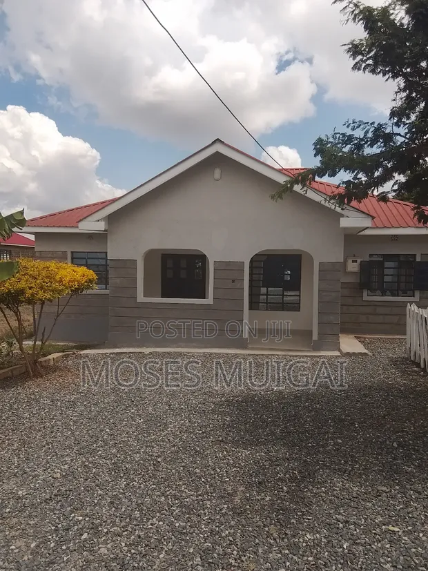 3bdrm Bungalow in Links, Kiserian for sale