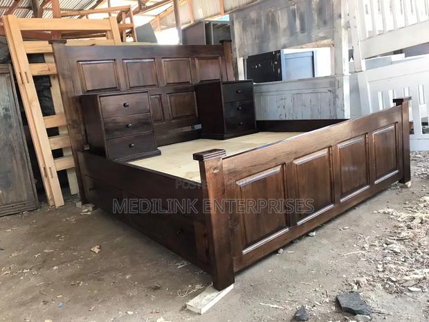 Wooden Mahogany Solid Bed