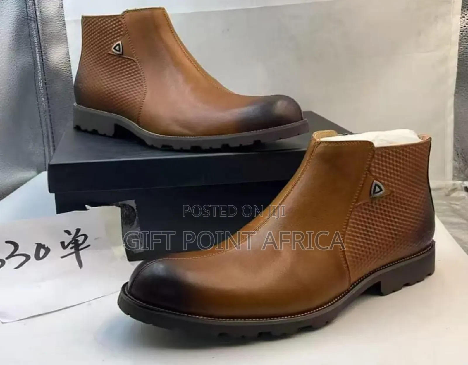 Men's Brown Leather Ankle Boots.
