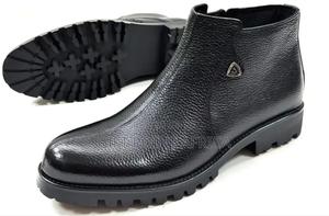 Men's Black Leather Ankle Boots With A Lugged Sole. - thumbnail 2