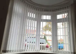 Modern Pure White Window Blinds for Office