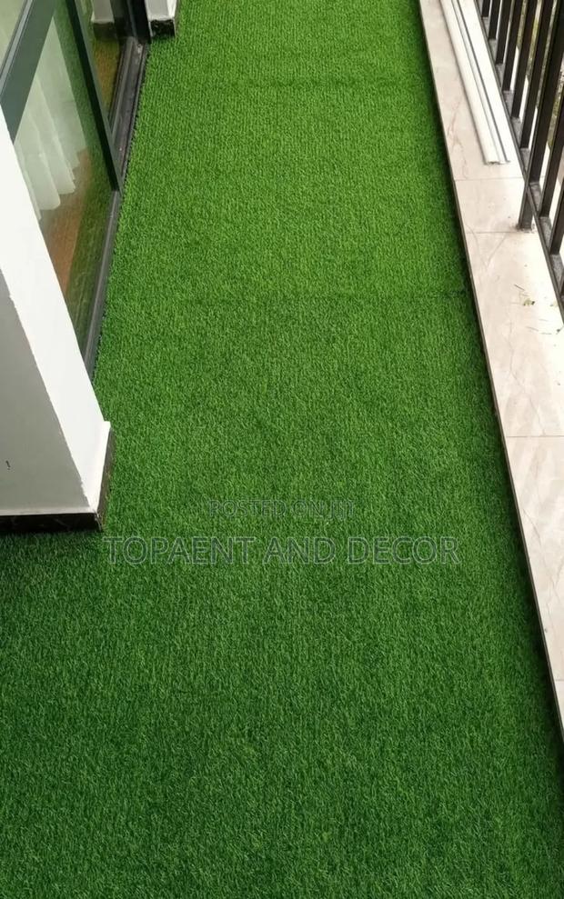 Safe and Eco Friendly Artificial Lawn Carpet - main view