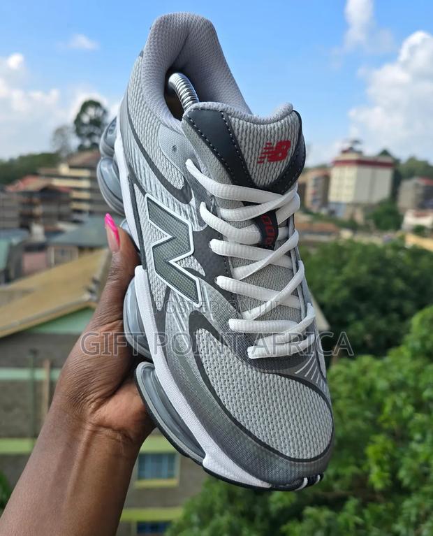 New Balance 2,000 Casual Sneakers - thumbnail 3
