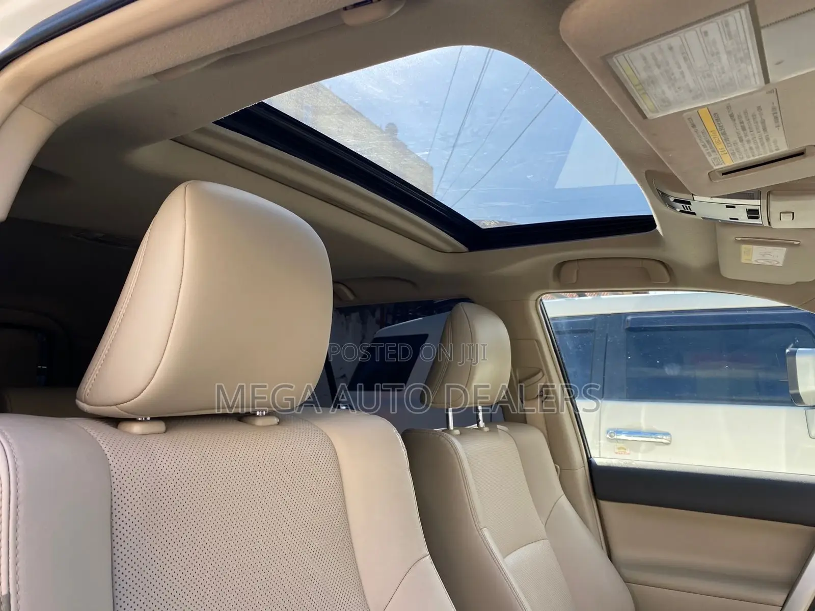 Toyota Land Cruiser Prado 2022 White