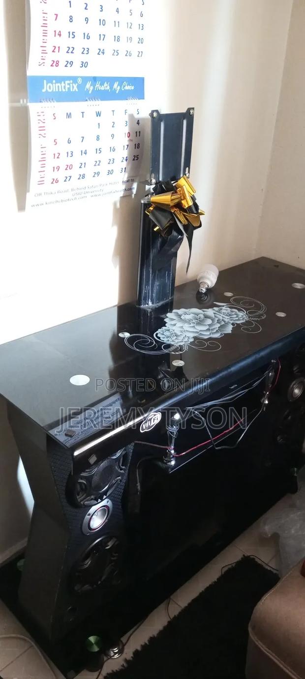 Tv Stand With Built in Woofer - thumbnail 6