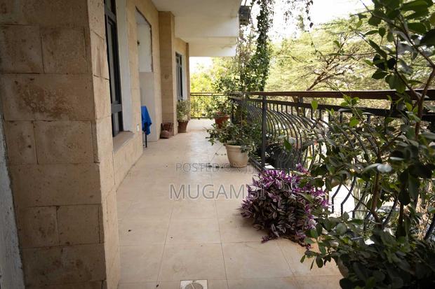 Executive Offices - Karen Marbella Place - thumbnail 5