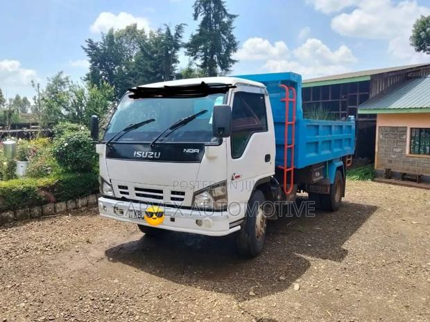 Isuzu NQR Tipper - thumbnail 4