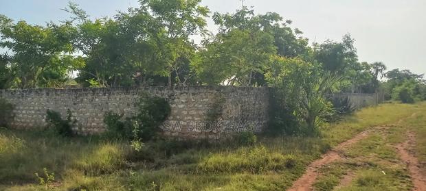 1⁄2 Acre Plot With House | Chale, Kinondo – Kwale County - thumbnail 4