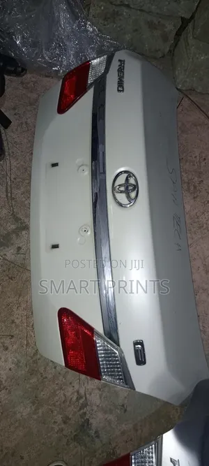 Toyota Premio 260 Saloon Boot