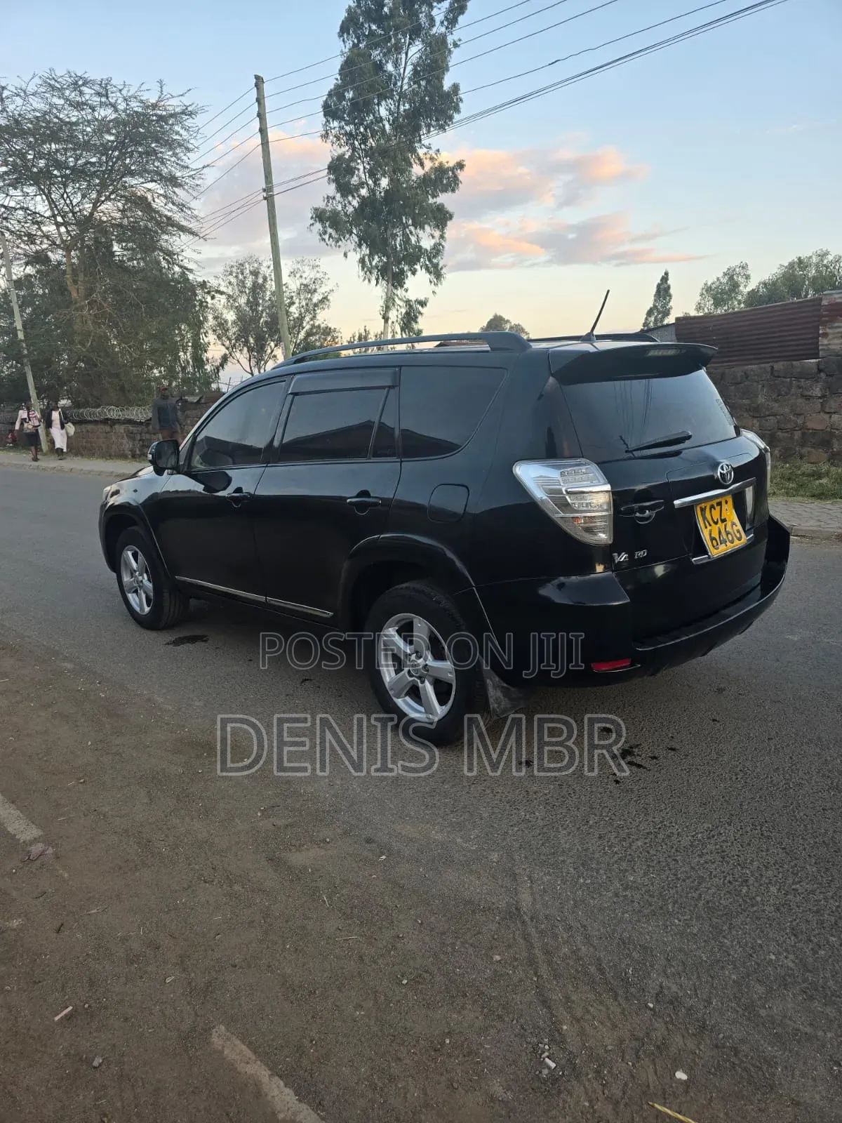 Toyota Vanguard 2013 Black